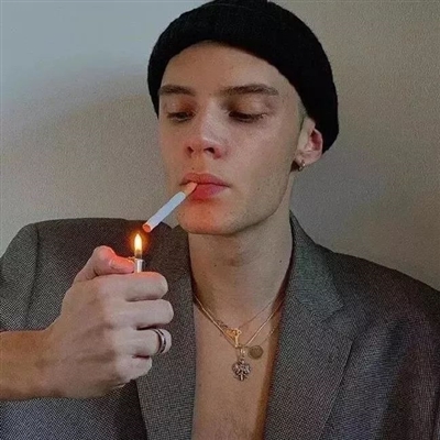 最近抖音上很火的头像(18张)