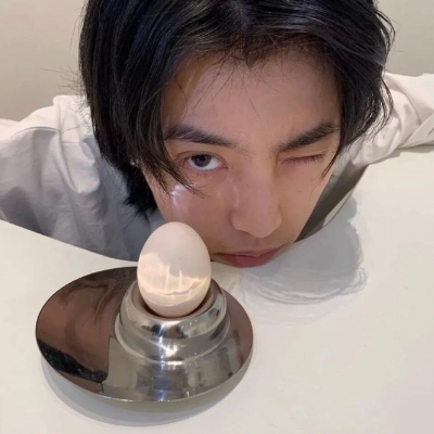 又酷又潮的男生头像(精选24张)