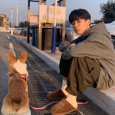 又酷又潮的男生头像(精选24张)