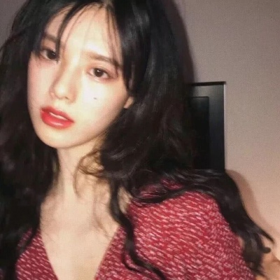 女生沉稳大气头像(22张)