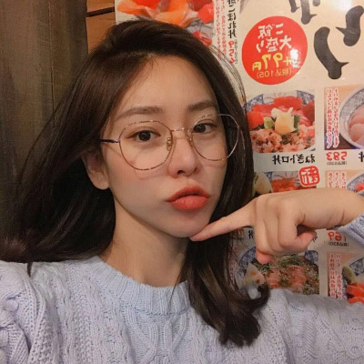 女生沉稳大气头像(22张)