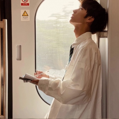 很酷很帅的男生头像真人(32张)