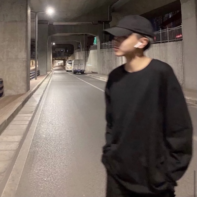 很酷很帅的男生头像真人(32张)