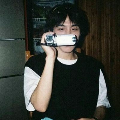 帅气酷到爆的男生头像(21张)