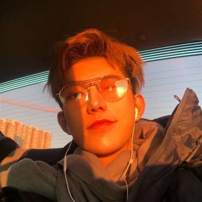 帅气酷到爆的男生头像(21张)