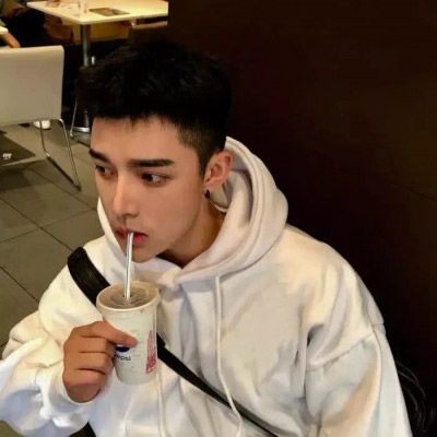 2023网红男生头像(精选15张)