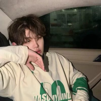 2023网红男生头像(精选15张)