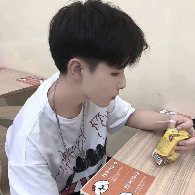 2023网红男头像(精选24张)