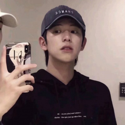 2023网红男头像(精选24张)