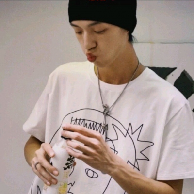 微信头像男士专用图片(24张)