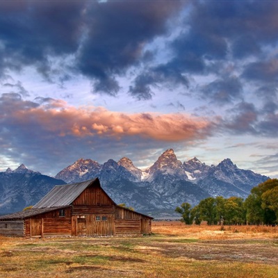 唯美蓝色意境图片风景头像(精选24张)