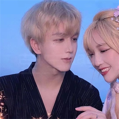 高清唯美的情侣两人一张头像精选(22张)