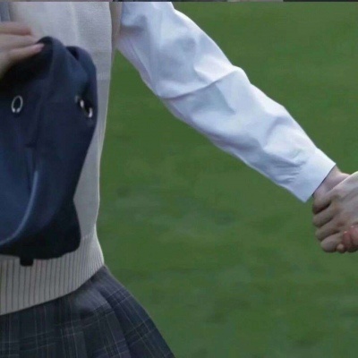 2023幸福甜蜜高级小众情侣头像(精选24张)