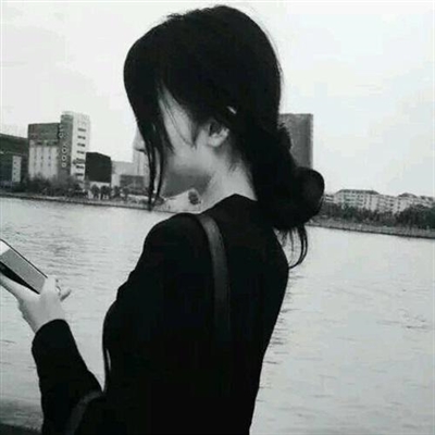 成熟御姐黑白头像(精选24张)