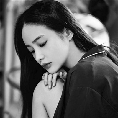 成熟御姐黑白头像(精选24张)