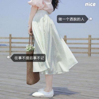 高清有文字的唯美图片女生头像(24张)