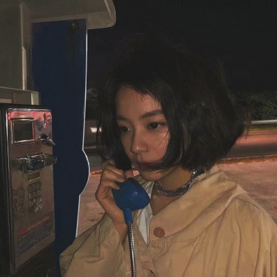 高清伤心流泪的女生头像图片(18张)