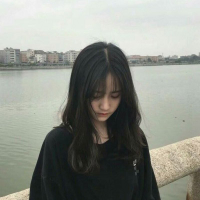 高清伤心流泪的女生头像图片(18张)