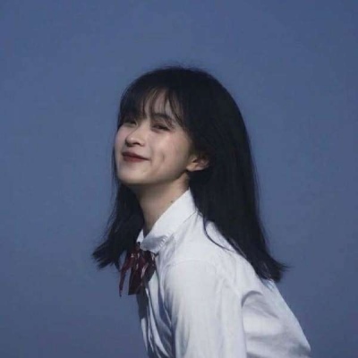 蓝色系清新文艺高清女头图片(21张)