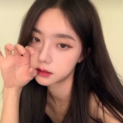 很欲很撩的女生头像(24张)