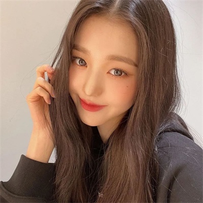 微信头像简单大方淡雅女生清新图片(21张)