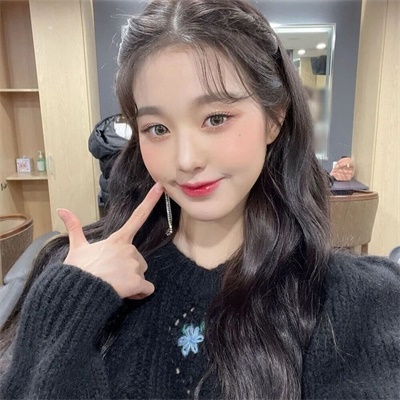 微信头像简单大方淡雅女生清新图片(21张)