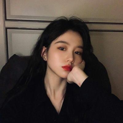 高清好看的超好看的高冷头像女生图片(24张)