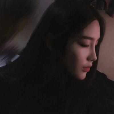 高清好看的超好看的高冷头像女生图片(24张)