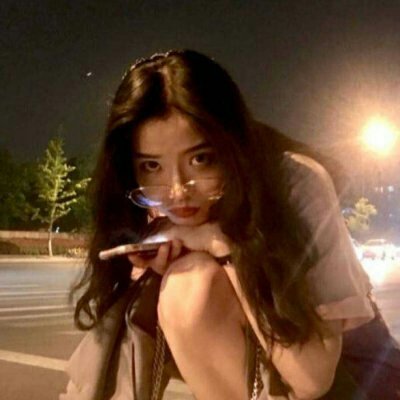 高清有魅力的女生好看头像图片(24张)