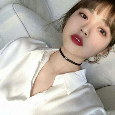 高清有魅力的女生好看头像图片(24张)