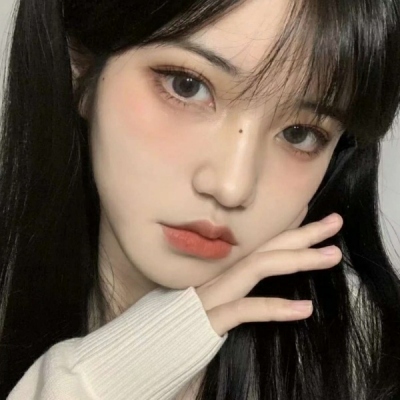 高清有魅力的女生好看头像图片(24张)