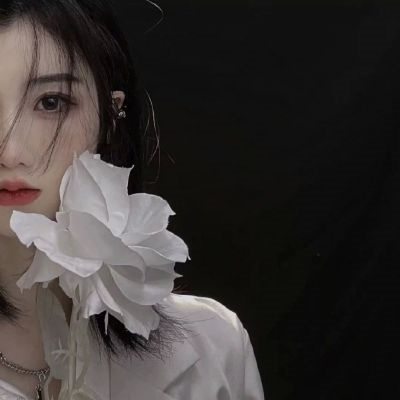 伤感情侣头像一男一女图片(精选18张)