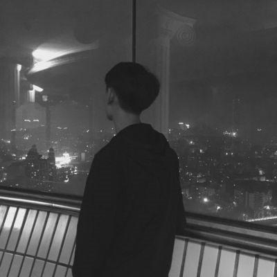 伤感情侣头像一男一女图片(精选18张)