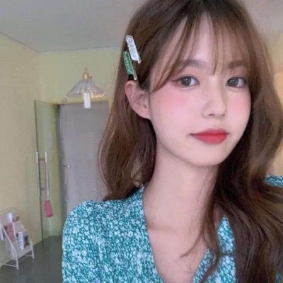 高清又温柔又淑女的女生头像(24张)