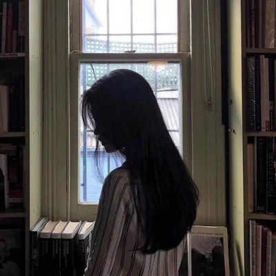 失落女生头像伤感图片(24张)