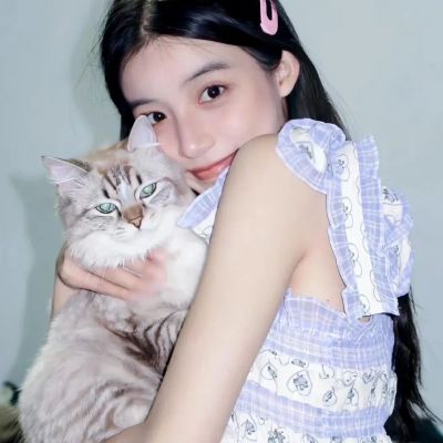 很有个性超好看的高清女生头像图片(精选24张)