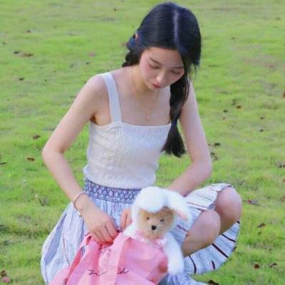 很有个性超好看的高清女生头像图片(精选24张)