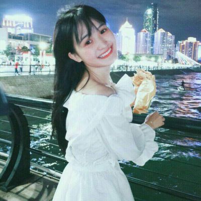 高清清新的头像女生青涩纯情真人图片(18张)