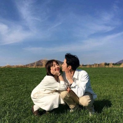 高清潮流情侣头像两张图片(24张)