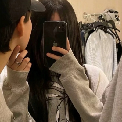 高清潮流情侣头像两张图片(24张)