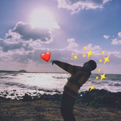 发射爱心情头一左一右(精选12张)