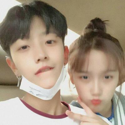 情侣头像2023最新流行高清图片(精选24张)