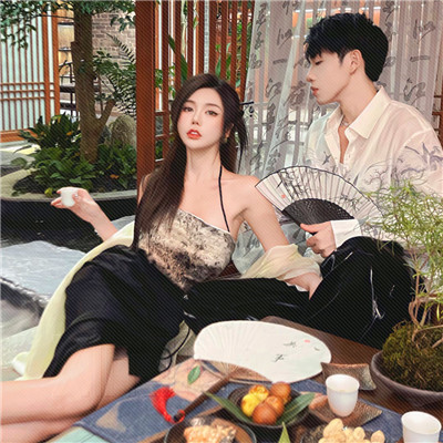 2023一左一右最潮情侣头像两张(24张)