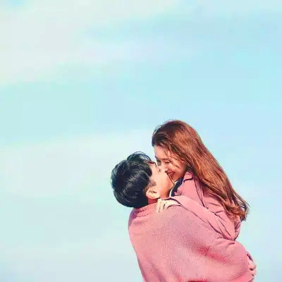 2023一左一右最潮情侣头像两张(24张)