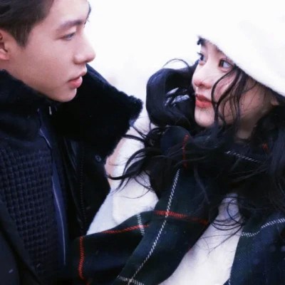 2020年最火爆的情侣头像真人一对(24张)