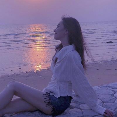 好看的时尚女头像可爱小清新图片(精选26张)