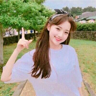 好看的时尚女头像可爱小清新图片(精选26张)