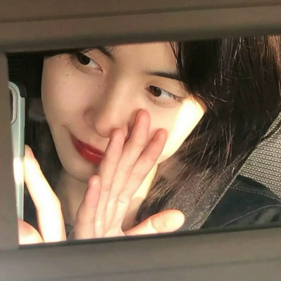 2023微信女生气质头像图片(21张)