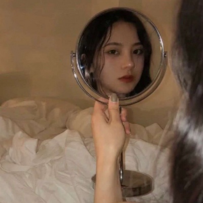 2023微信女生气质头像图片(21张)