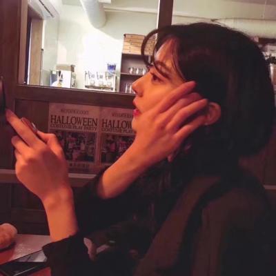 唯美高雅有诗意的微信头像图片女(24张)